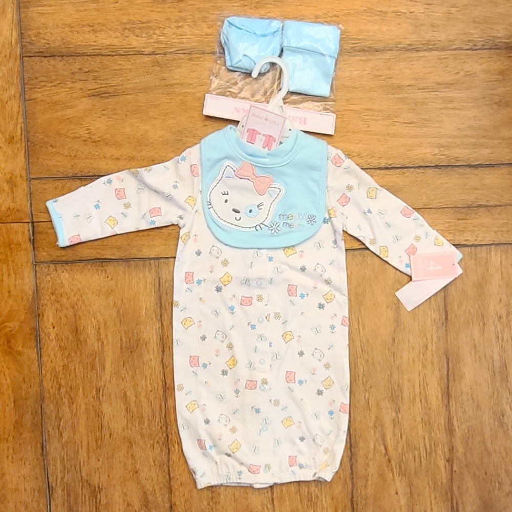 Babyworks Layette 4 Piece Set Cat Print 0-3mos